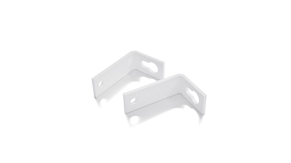 Vitt väggfäste för Skyline – stabil infästning och och justerbar längs med hela armaturen.