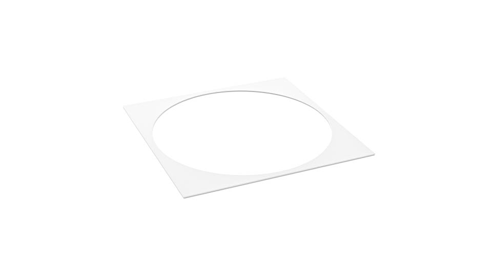 Vit dekor med rund urfräsning, designad för integrering i undertak och för att skapa systematiska ljusmönster.